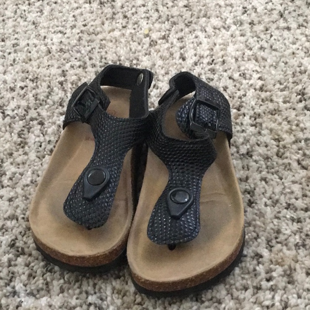 Toddler girls black sandals